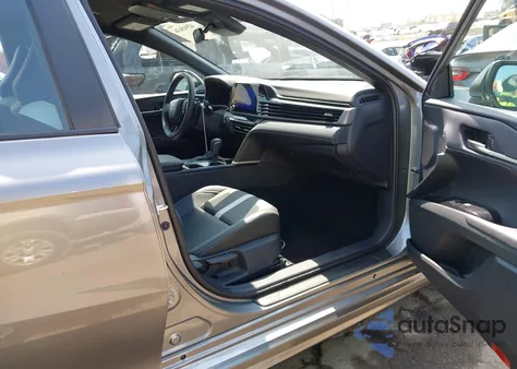 2025 Toyota Camry Se из США, поврежденный, VIN 4T1DAACK5SU616382